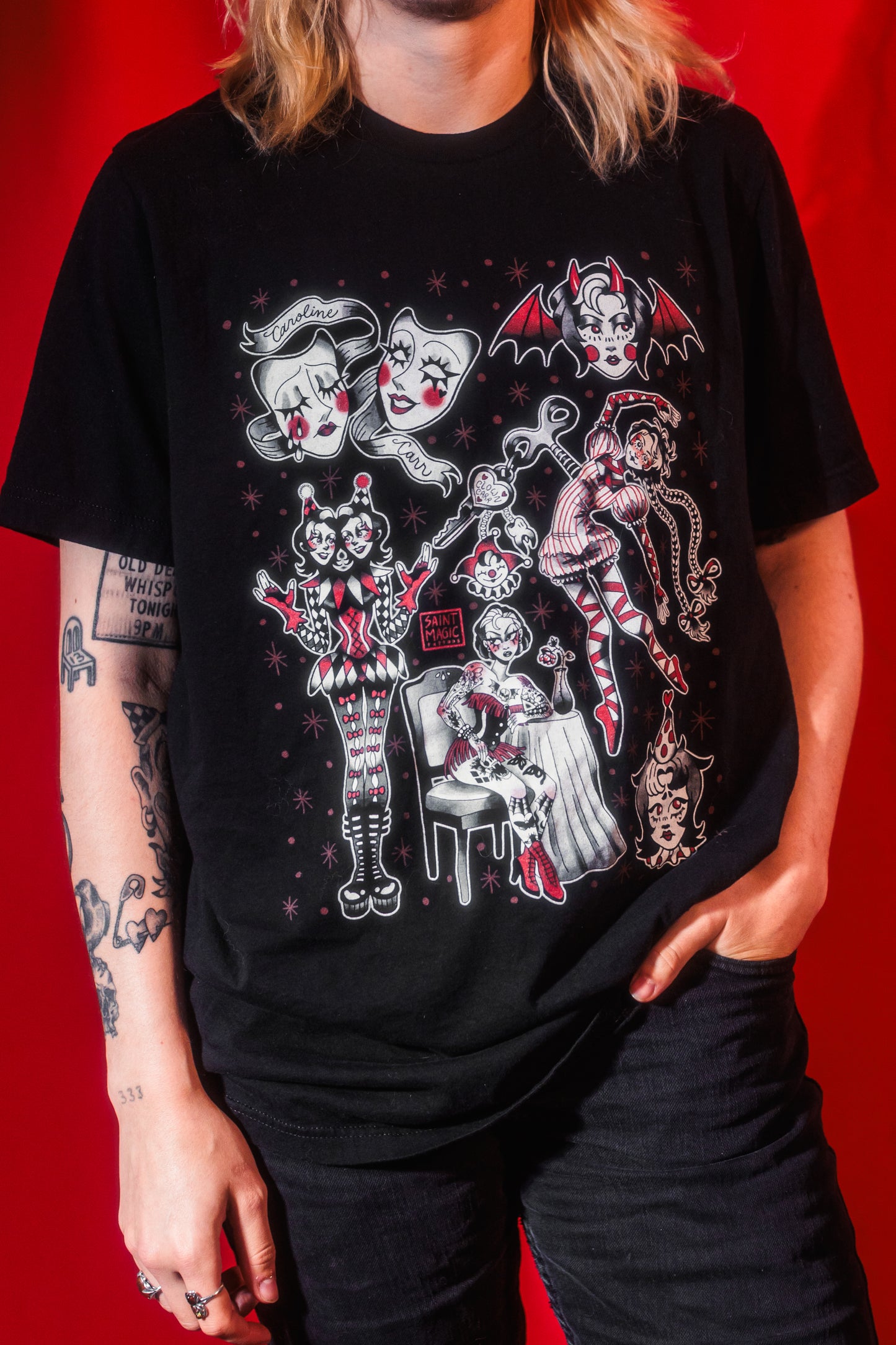 Circus Romance Flash Art T-Shirt