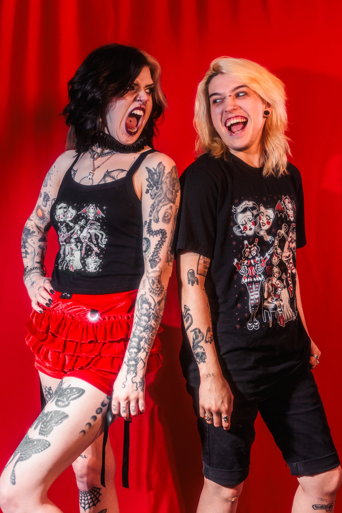 Circus Romance Flash Art T-Shirt